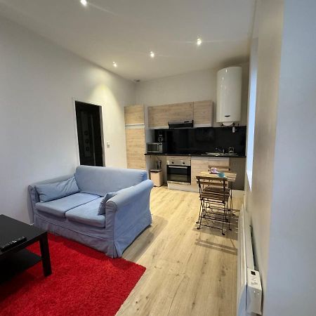 Apartamento Eliya Romilly-sur-Seine Exterior foto