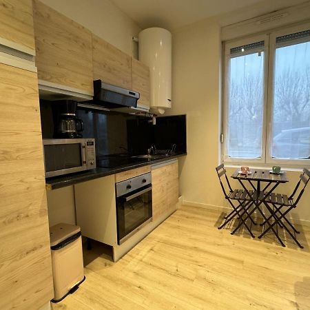 Apartamento Eliya Romilly-sur-Seine Exterior foto